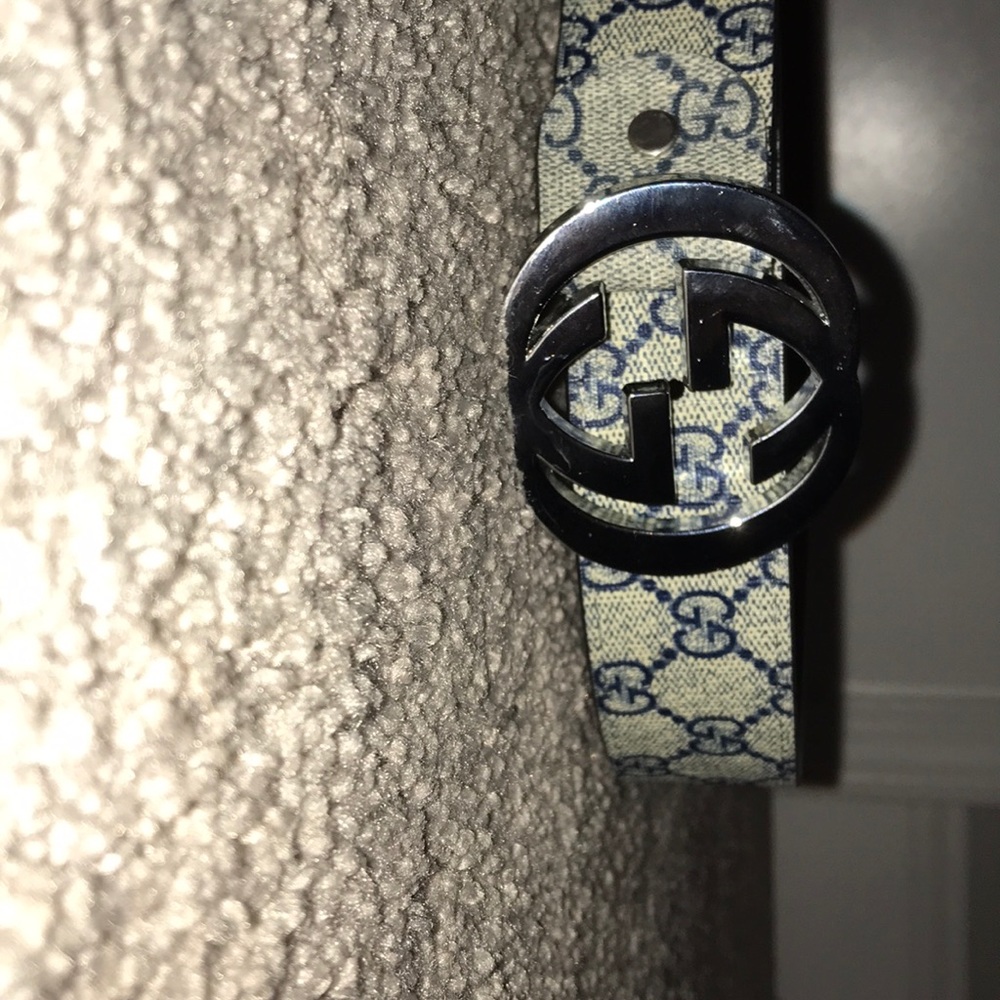 Gucci belt